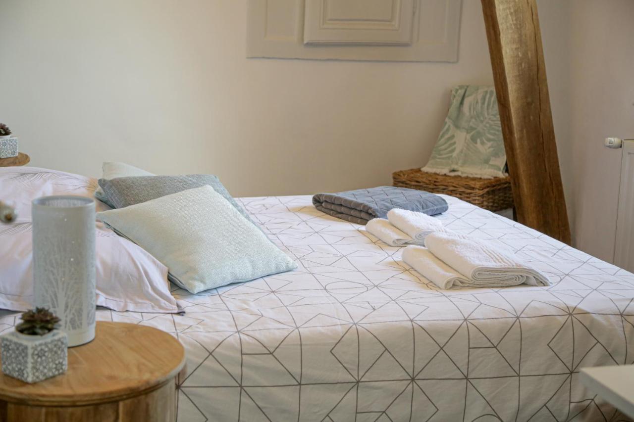 Bed and Breakfast Domaine Du Bourg Salon Esterno foto